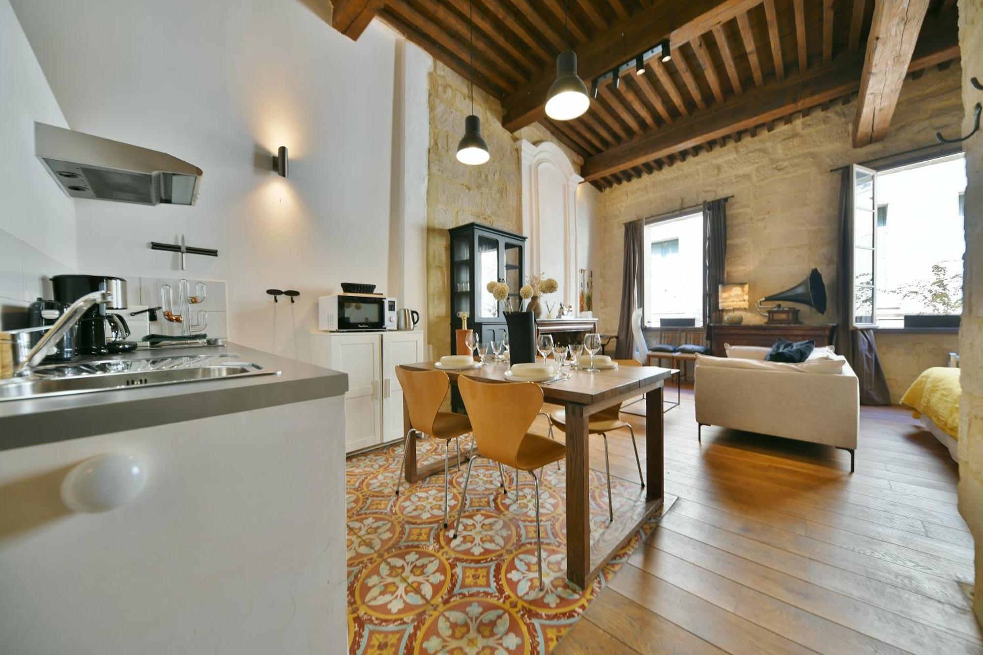 "La Suite" 3 Etoiles Uzès المظهر الخارجي الصورة